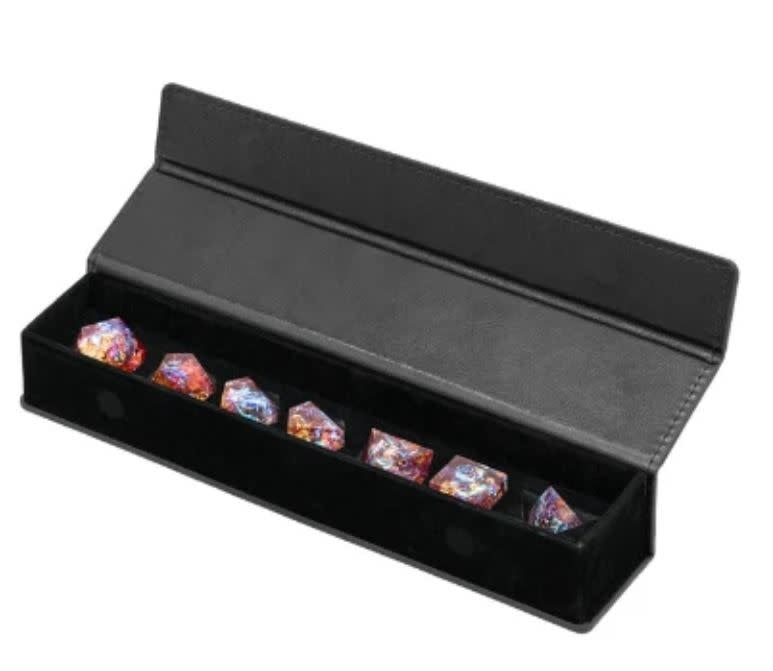 Magnetc Dice Vault Black Leatherette